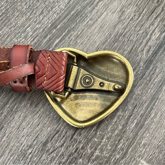 Leopard Print Heart Belt Buckle - Picture 2 of 6